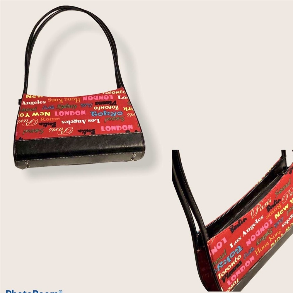 Red purse. Super cute